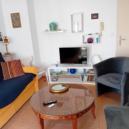 Apartament T2 Avec Terrasse Et Parking Sur Les Hauteurs D'hendaye - Fr-1-239-1031