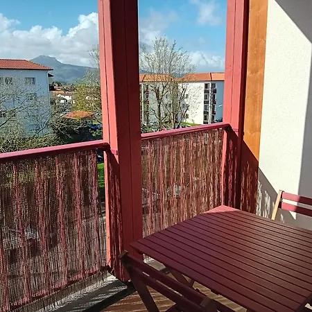 T2 Avec Terrasse Et Parking Sur Les Hauteurs D'hendaye - Fr-1-239-1031 Hendaye