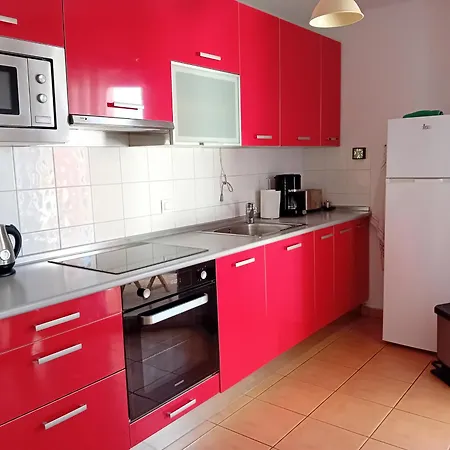 T2 Avec Terrasse Et Parking Sur Les Hauteurs D'hendaye - Fr-1-239-1031 *